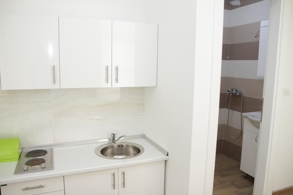 Apartments Ferhadija บันยาลูกา ภายนอก รูปภาพ
