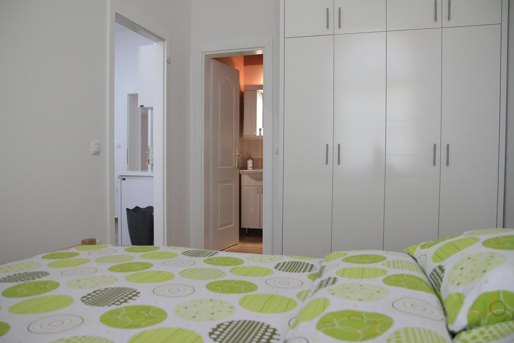 Apartments Ferhadija บันยาลูกา ภายนอก รูปภาพ